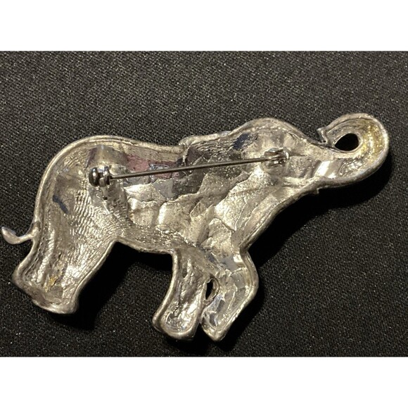 Vintage High Quality Silver Tone & Textured Elephant Brooch - Picture 4 of 4